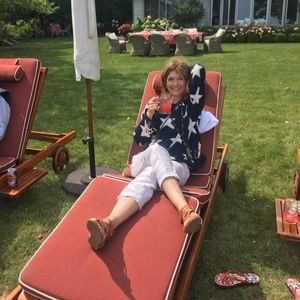 Meet your Posher, Lori